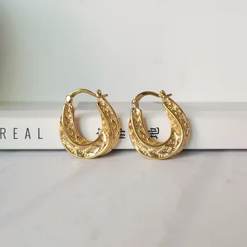 

New Chic Gold Twisted Hoop Earrings For Female Textured Geometric Earrings Hoops Stylish Patterns Carving Hoop Earrings