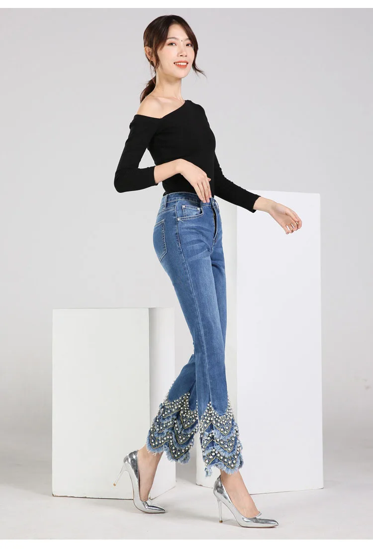 12350773407_528912256