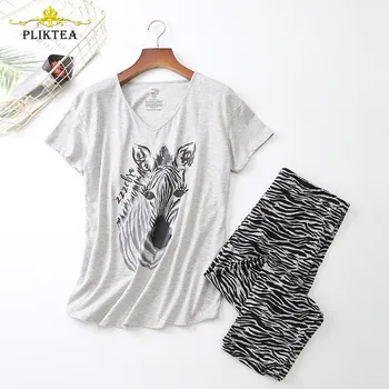 

Calf-Length Pants Plus Size Loose Home Clothes for Women Print Animal Pajamas 2 Piece Set Casual Homewear Female pjs Atoff Home