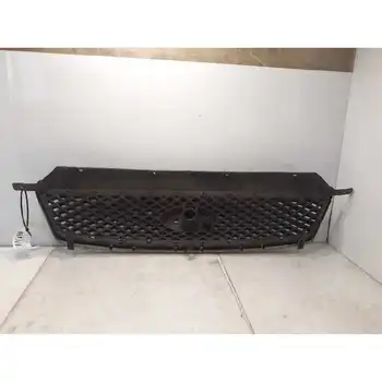 

1371898 Front grille Ford Focus C-Max (CHAP) Trend (d)