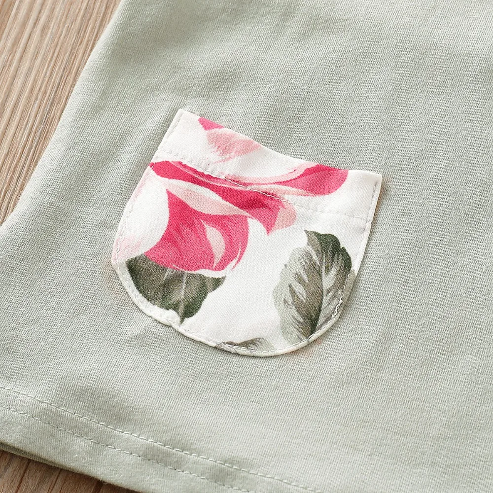 11251233334_1829045264