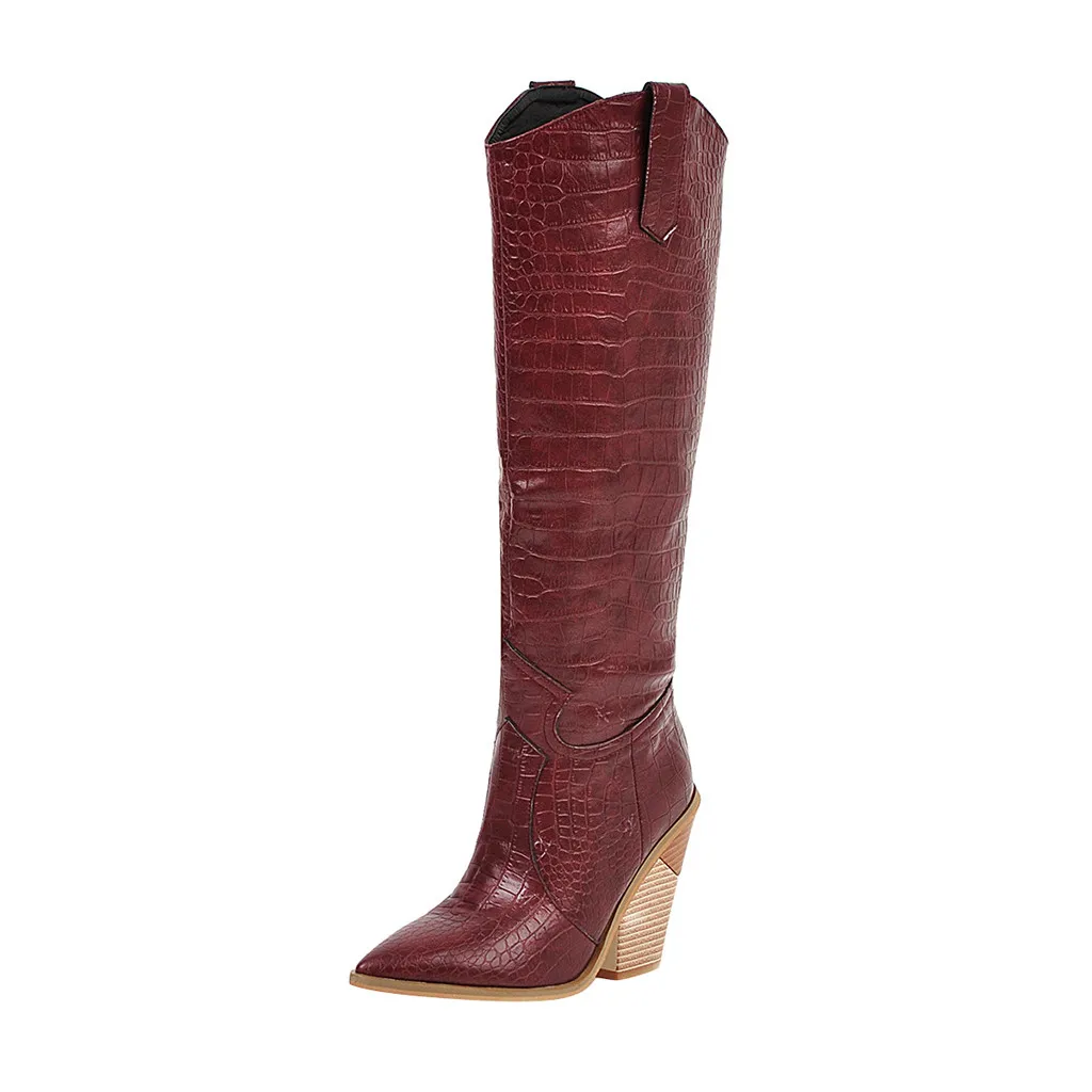 Модные женские сапоги до колена из выбитая микрофибра; ковбойские сапоги в ковбойском стиле с носком; мотоботы на не сужающемся книзу высоком массивном каблуке; размеры;# A1 - Цвет: Красный