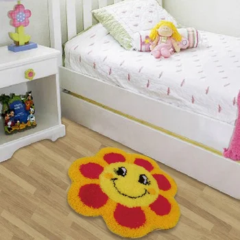 

Christmas Latch Hook Rug Canvas Embroidered Carpet Crocheting Cross Stitch Fomiaran Latch Hook Kits Knitted Needlework Kussen