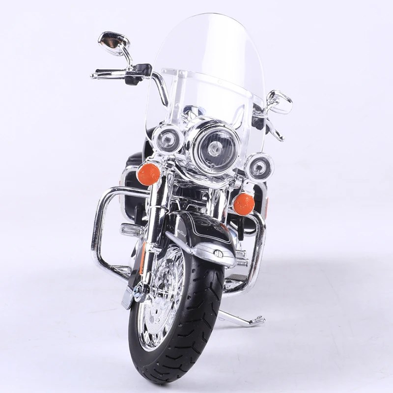 翔太様 1/12 harleyロードキング　ダイキャストプロモーションズ Maisto 1:12 ハーレーダビッドソン 2013 FLHRC ロードキング