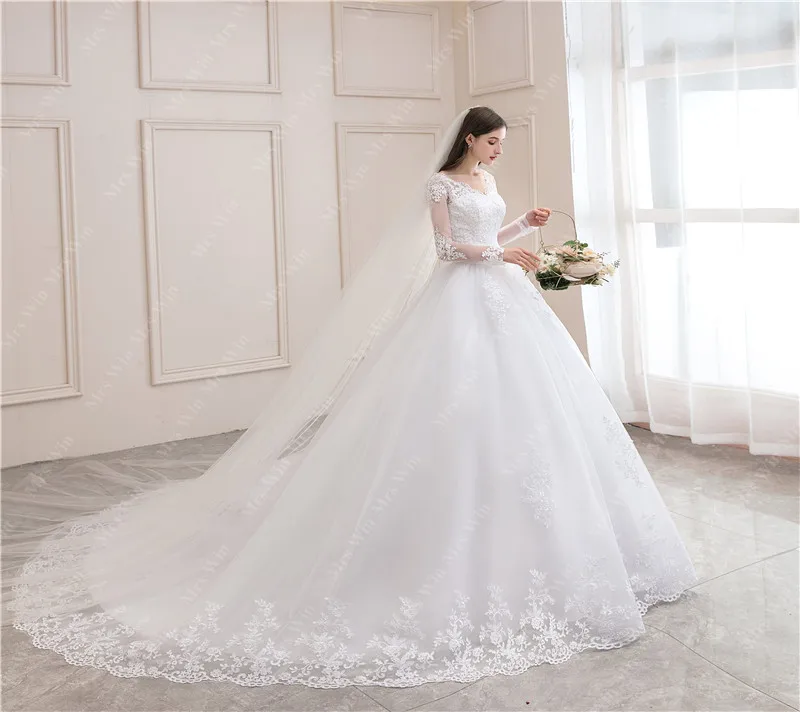 Best Selling 2024 Long Sleeve V Neck Lace Wedding Dress 2025 Vintage Bride Bridal Ball Gown Modest Wedding Dresses  Customized 5