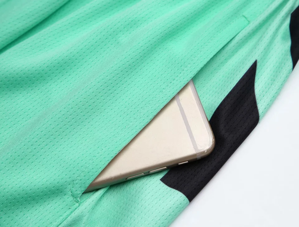 UTB8en8bLNHEXKJk43Jeq6yeeXXam