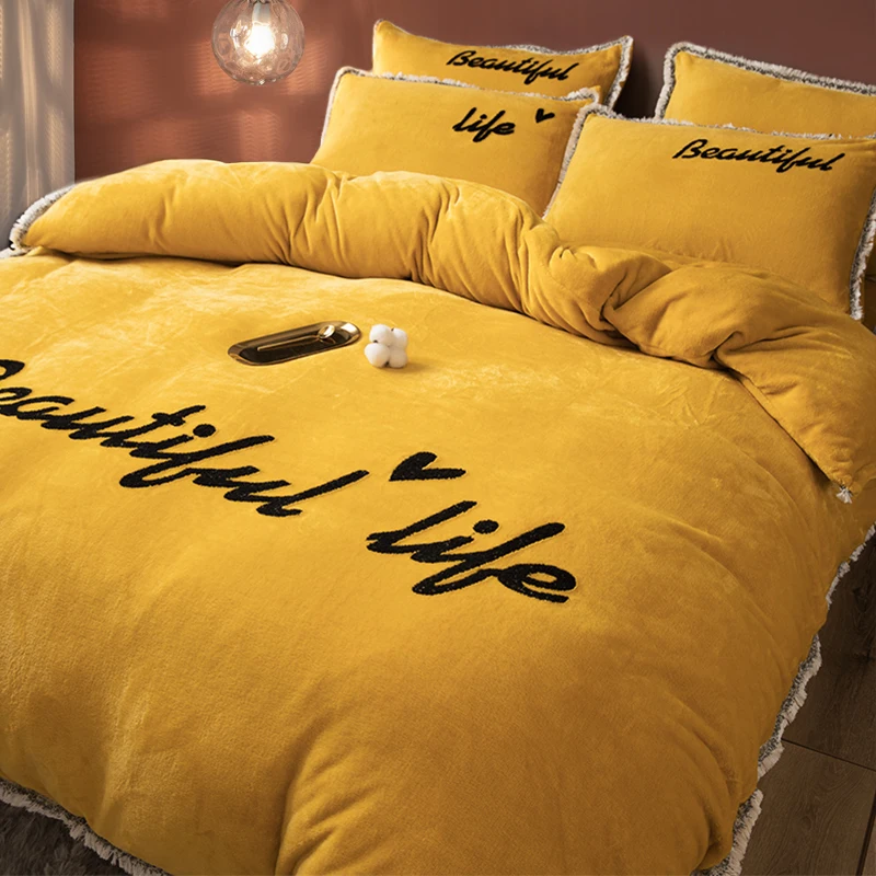 

Thick Fleece-Lined Double-Sided Flannel Four-Piece Bedding Set Winter Milk Coral Fleece Three-Piece Bed Sheet Quilt Cover