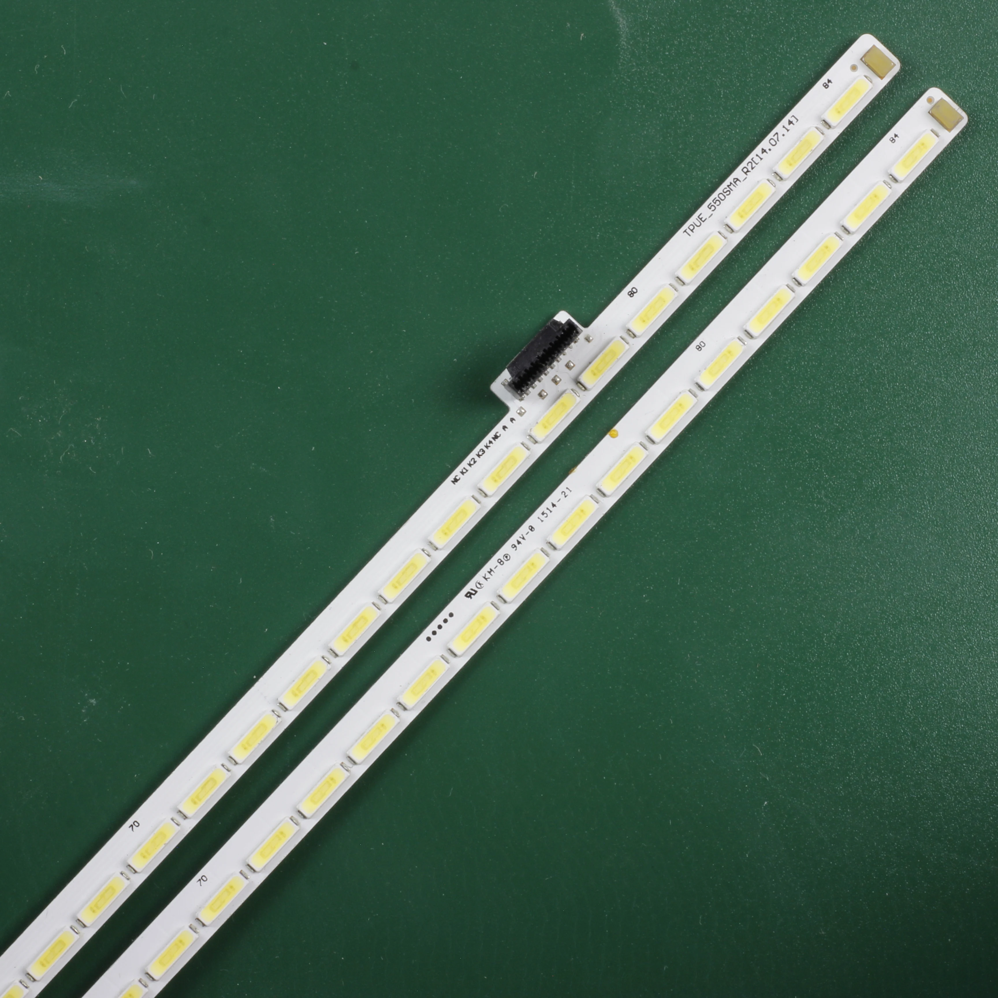 ο 2PCS LED bakclight  Ʈ 84  ʸ 55PUS7600 TPUE_550SMA_R2 TPUE_550SMB_R2 TPT550U1-FJ04