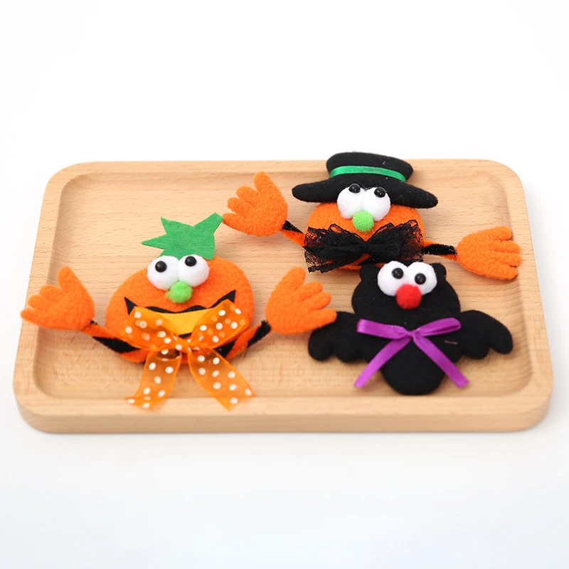 

LED Spooky Pumpkin Badges Cute Halloween Brooch Flower Pastel Goth Skull Enamel Pin Autumn Jewelry Gift Kids Women Jackets Shirt