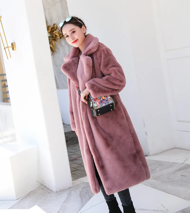

2019 winter female models imitation rabbit fur loose lapels thick warm large size women's plush jacket Covered Button