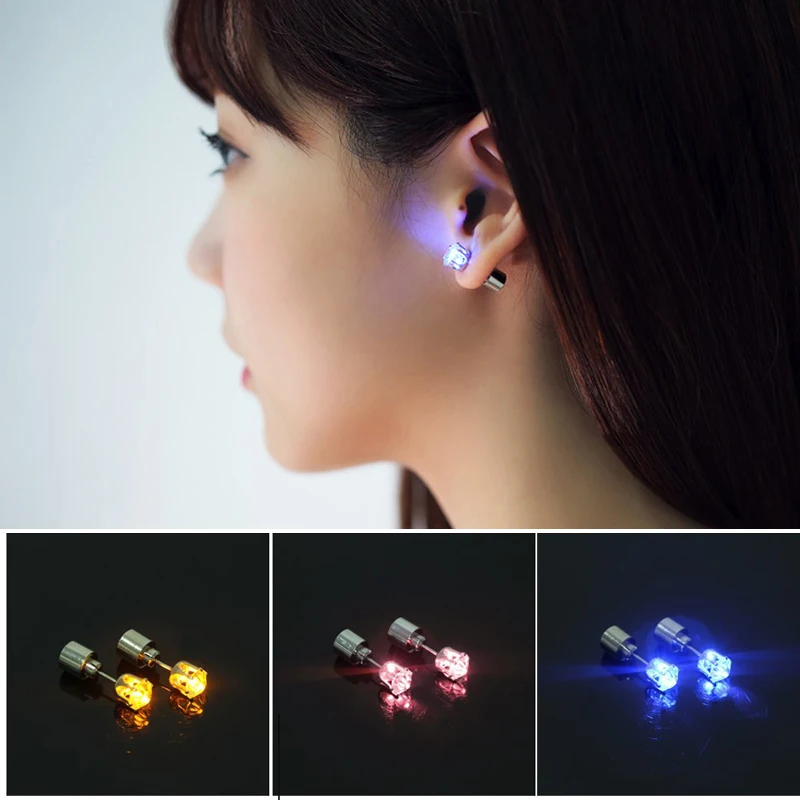 Pendientes con luz LED para hombre y mujer, parpadeantes, brinco, joyería de moda Unisex, regalo, accesorios de fiesta de baile, par - y jardín