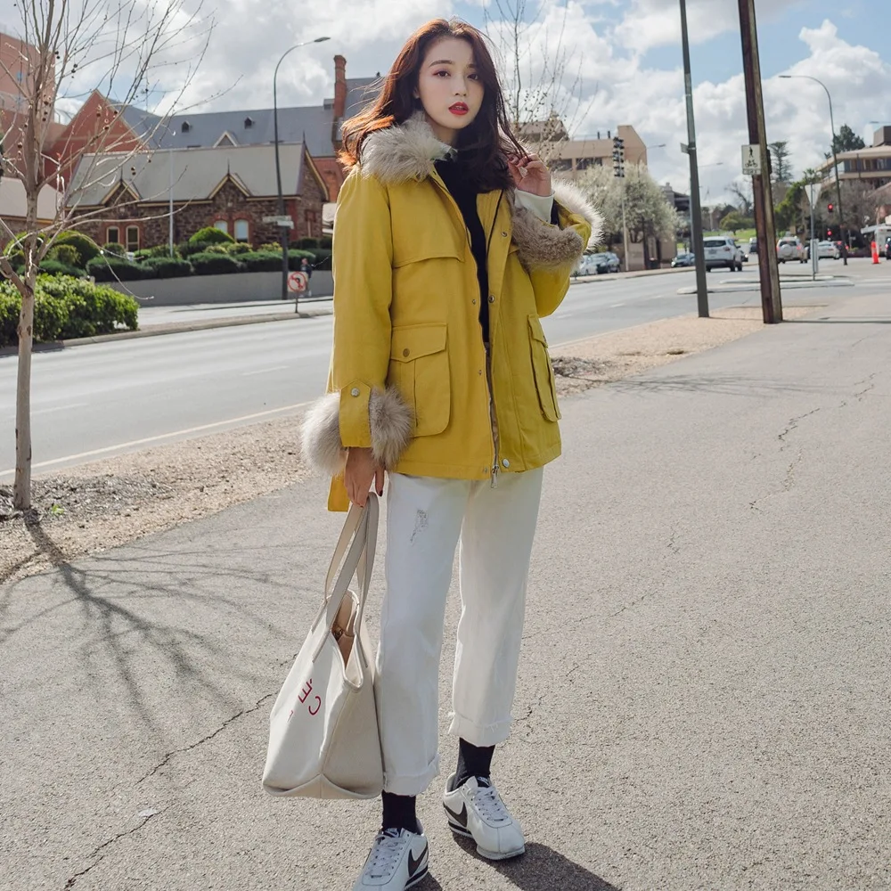 

Photo Shoot 2018 Winter New Style Fashion British Style Mid-length Workwear Natural And Unrestrained Large Fur Collar Cotton-pad