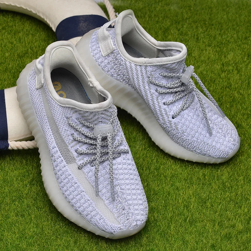 

Spring and summer 2019 new children's sports shoes mesh red baby's breath star cuhk children's shoes