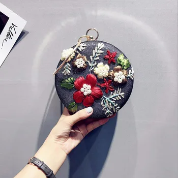 

Embroidery Floral Lady Circular Clutch Bag With Chain Diamonds Shoulder Handbags Party Purse Day Pearl Evening Bags Wedding