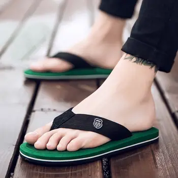 

Cresfimix Chanclas De Hombres Men Fashion Light Weight Green Beach Flip Flops Male Casual Street & Home Flip Flops B6028