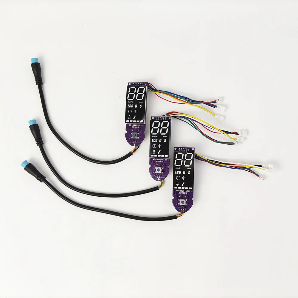 m365 scooter com cobertura de tela placa