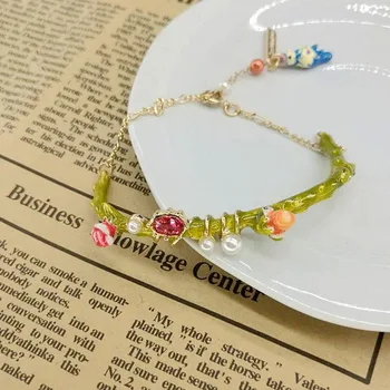 

New new flower ornaments European and beautiful women's bracelet enamel color glaze rose flower bird pendant bracelet