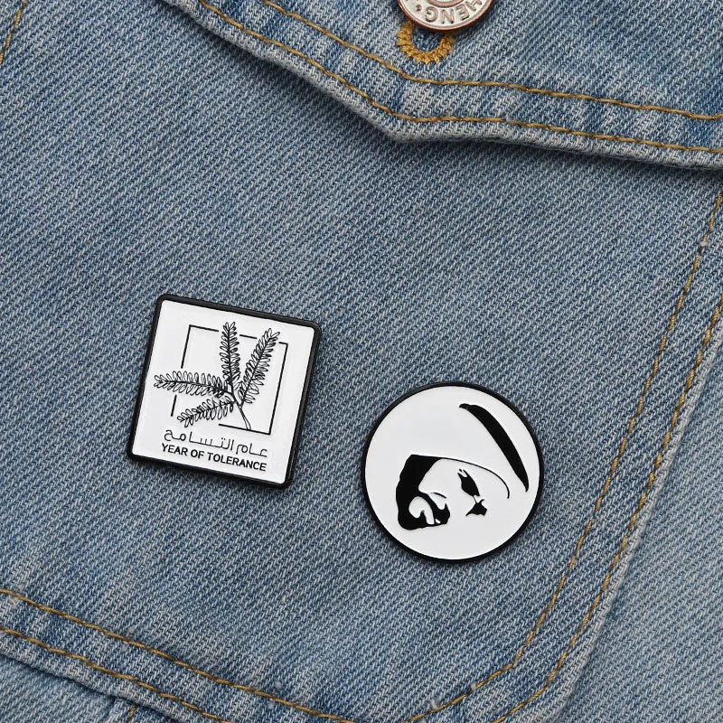 

UAE Magnet Pins the Year of Tolerance Badge Denim Lapel Pin Jewelry of 50th Anniversary