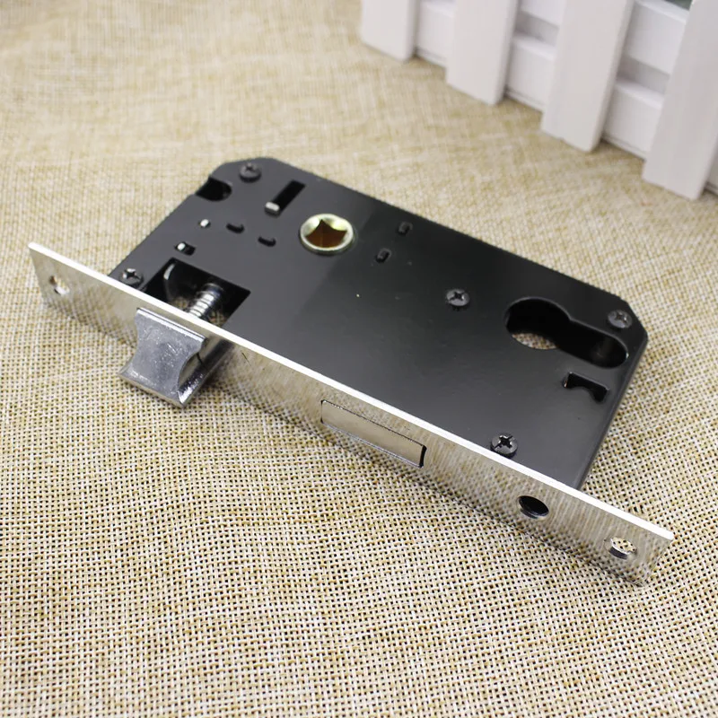 

Old 58 Lock Body Non-Bearing Cheap Low Price Inner Door Lock Body Wooden Door Lock Locks for Replacement Use Direct Selling a Ge