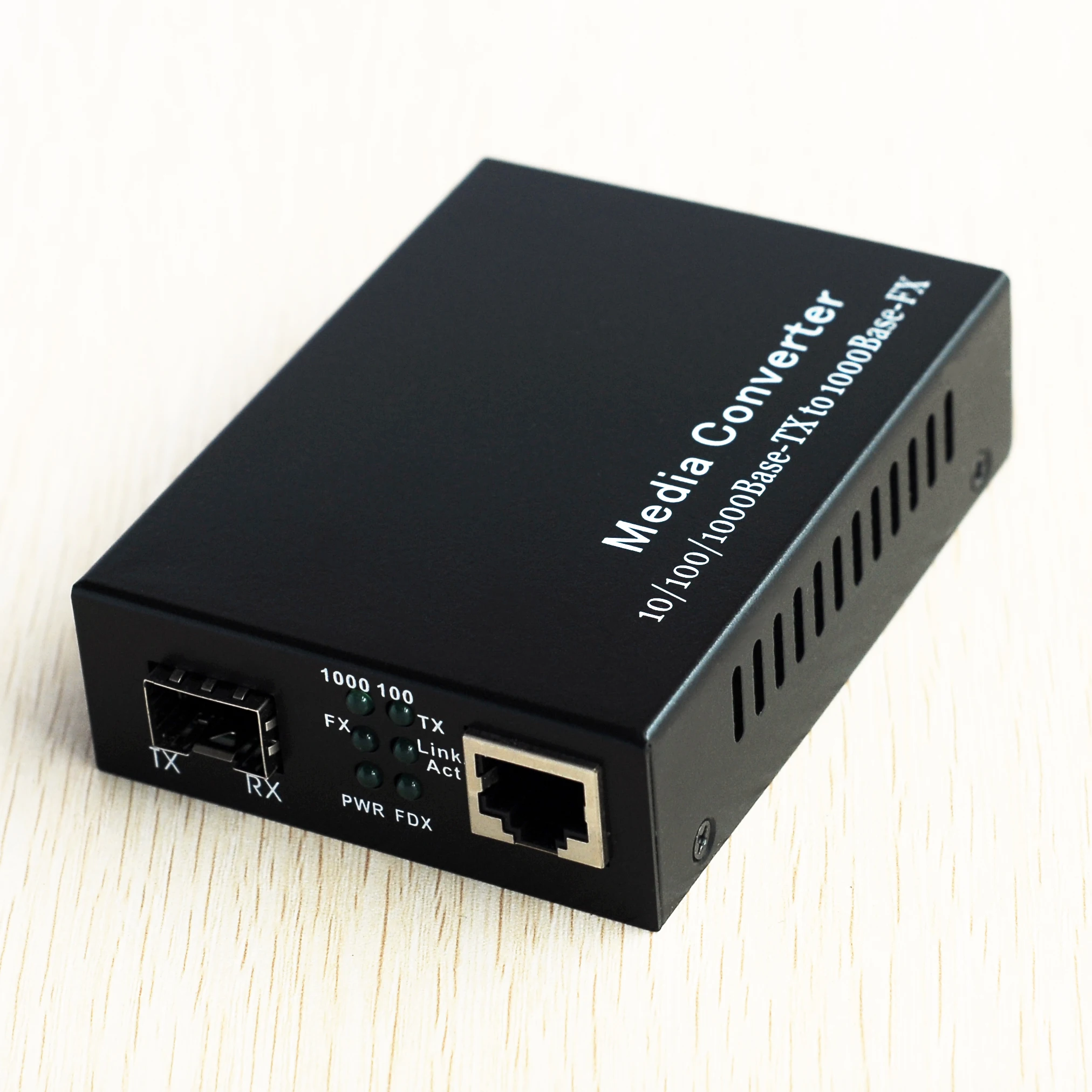 

SFP Optical Fiber Media Converter 10/100/1000M