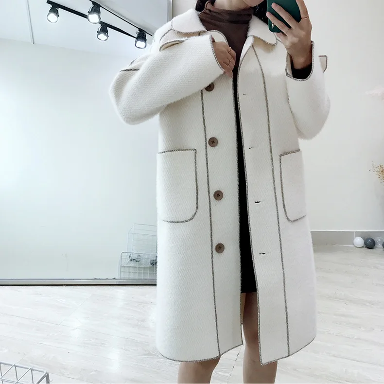 Winter new women coat Korean women's wool coat retro lamb hair in the long winter coat women lapel long sleeve coat