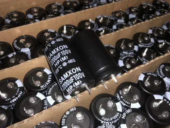 

1pcs/2pcs/5pcs 680uF 250V SAMYOUNG TDA series 30x35mm 250V680uF Bipolar Electrolytic Capacitors