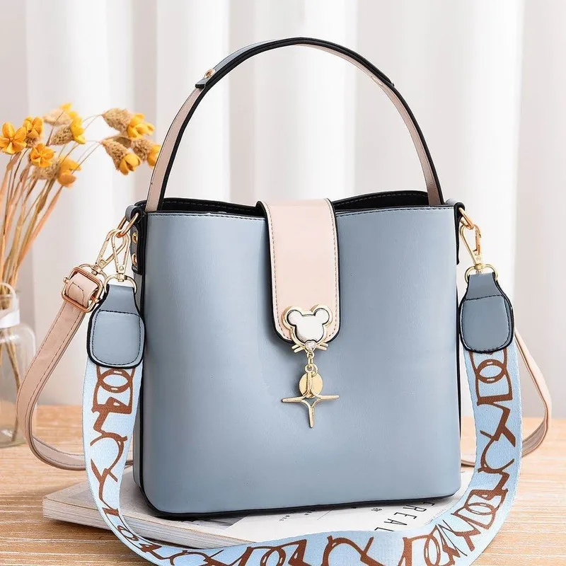 

Women's bag2020 winter new bag European and American pupi fashion women's bag diagonal Shoulder Handbag designer bags hand bags