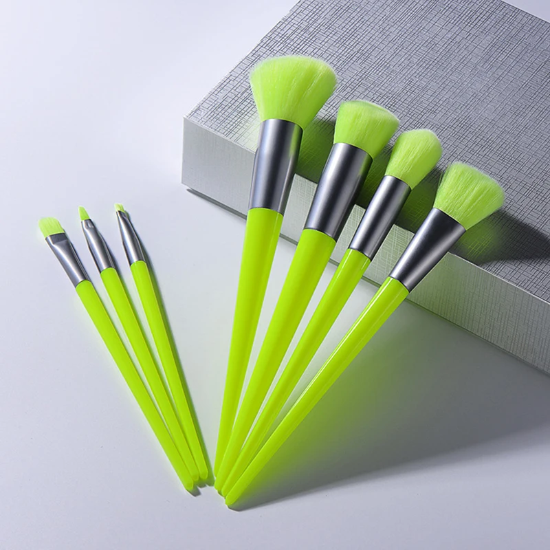 

7 pcs Ultra Soft Synthetic Hair Makeup Eye Shadow Brush Set Plastic Handl Makeup Brushes Tapered Blending Diffuse Kit Shader Too
