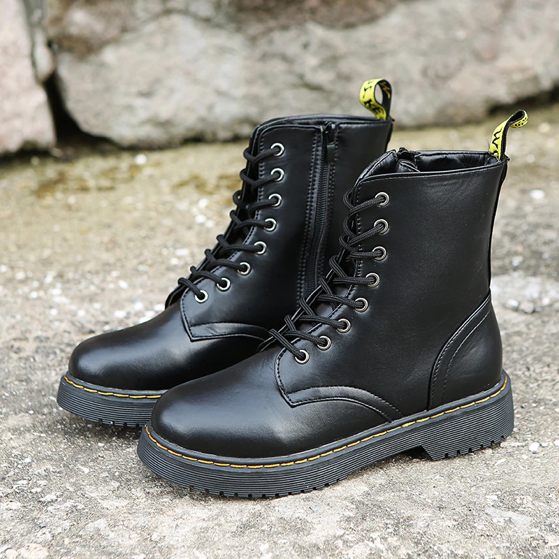 Botas mujeres negro Martens botas de mujer de estilo británico de otoño  rebelde de fondo grueso de Red en la parte inferior rojo locomotora corto  botas 2021|Botas a media pantorrilla| - AliExpress