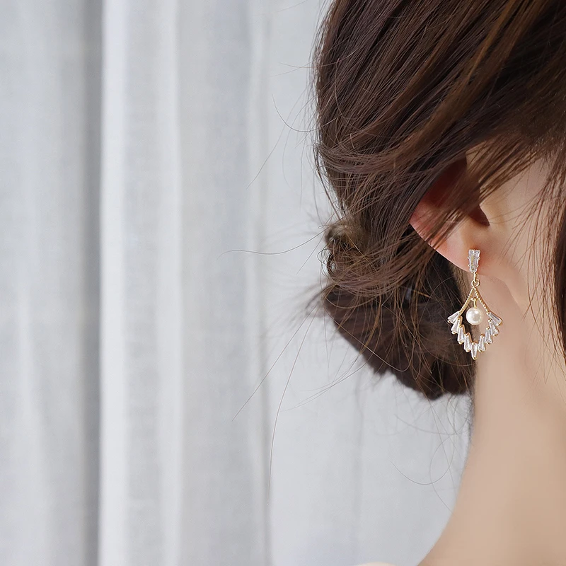 14k Real Gold Luxury Crystal Zircon Tassel Earring for Women Feminia Temperament Pearl Stud Eearring Elegant Engagement Jewelry