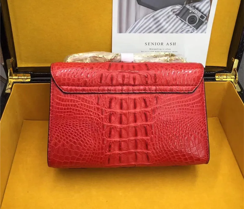 Petit sac exotique en crocodile | Sac à rabat en véritable alligator | Épaule chaîne