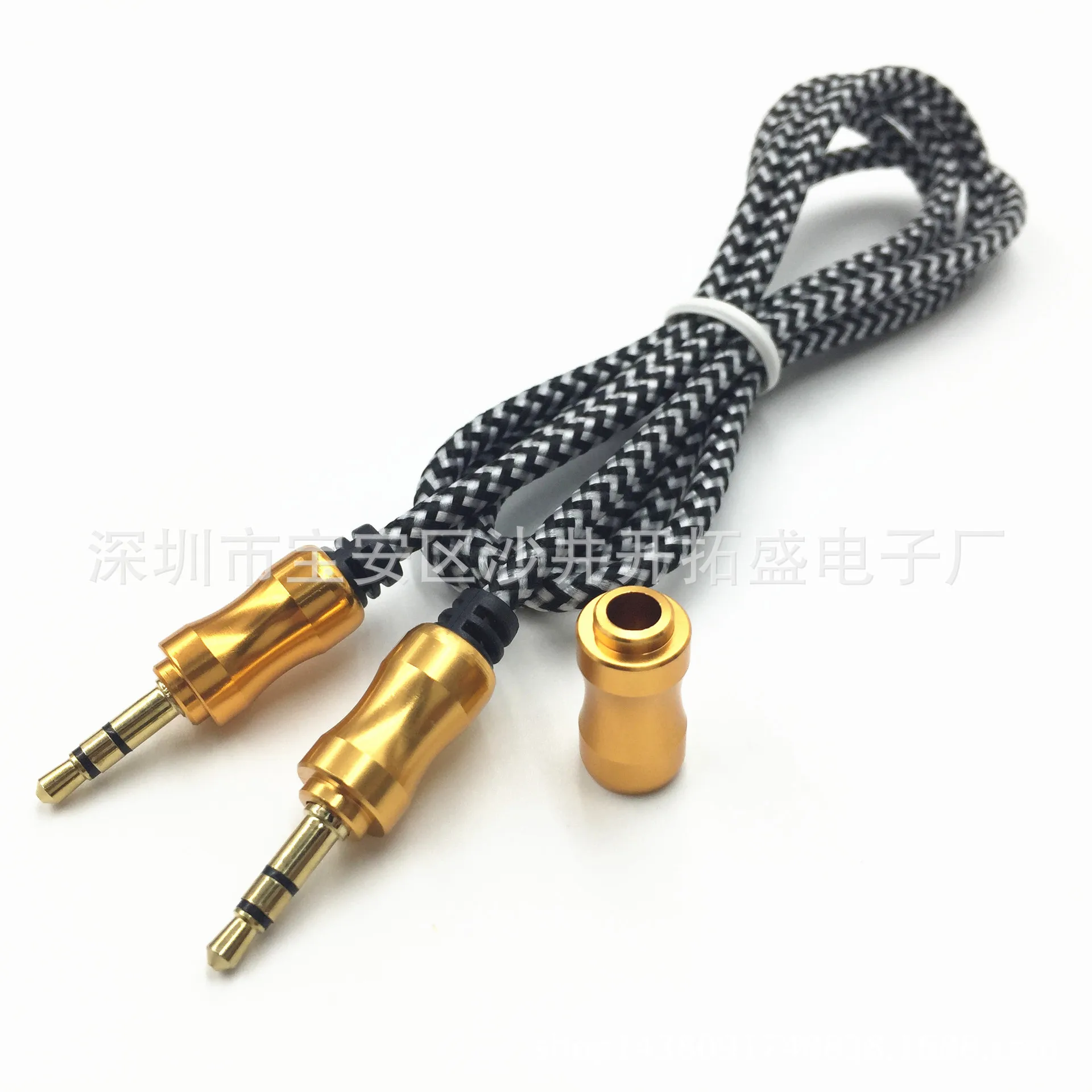 

Gourd Head Woven Audio Cable Metal Casing Nylon Audio Cable Aux Car Audio Cable 3. 5mm Male to Male