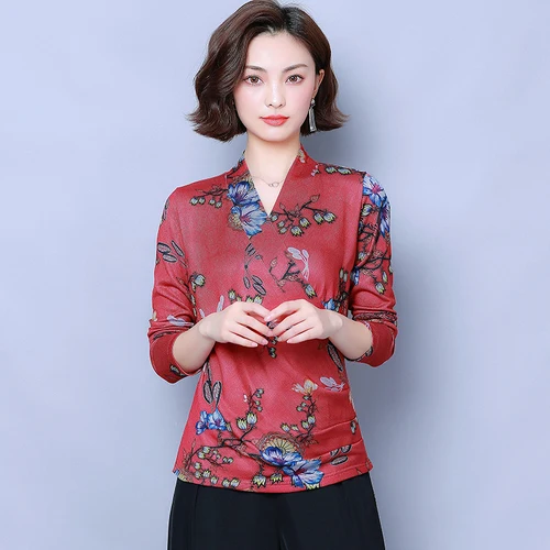 

2019 Autumn New Fashion Style Various Colors Printed V-neck Designs Black Female Tops Temperament Slim Women Bottoming Shirts