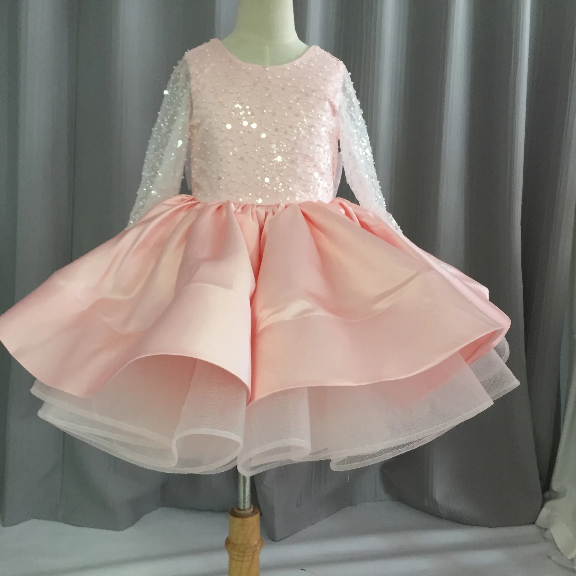 

Princess Tulle A Line Flower Girl Dresses First Communion Dresses Birthday Christmas Gift Wedding Party Runway Show Pageant