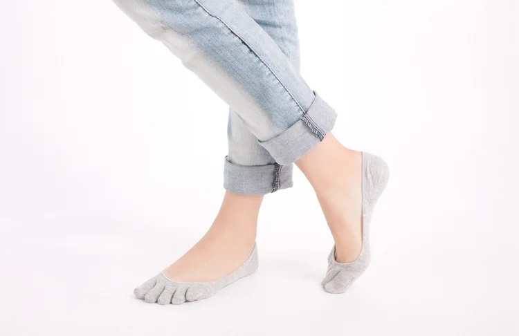 Spring And Summer New Products Toe Socks Cotton Solid Color Low-Cut Invisible Ankle Sock Silica Gel Anti-slip WOMEN'S Socks Whol