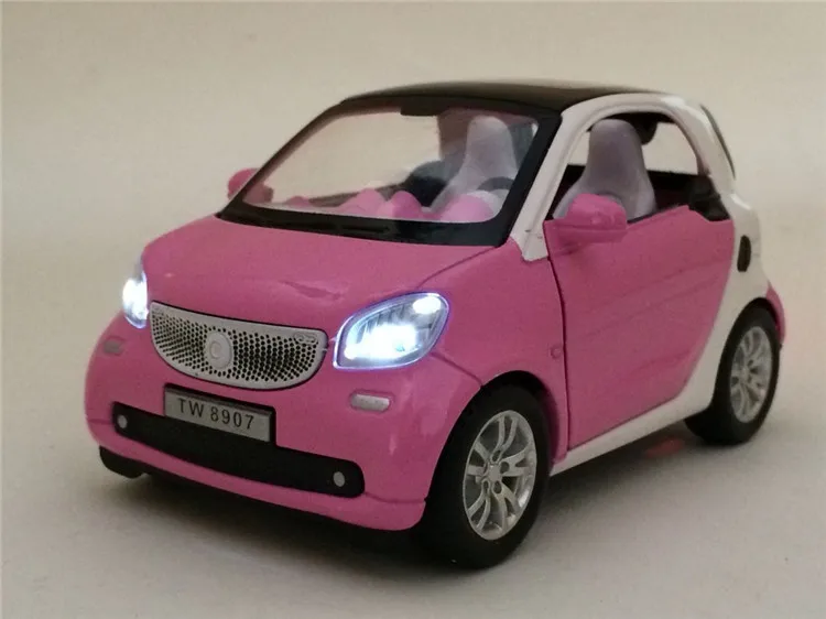 1:32 Scale Smart Fortwo Diecast Alloy Metal Car Model Pull Back 