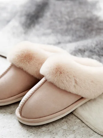 Faux Suede Home Women Full Fur Slippers Winter Warm Plush Bedroom Non-Slip Couples Shoes Indoor Ladies Furry Slippers