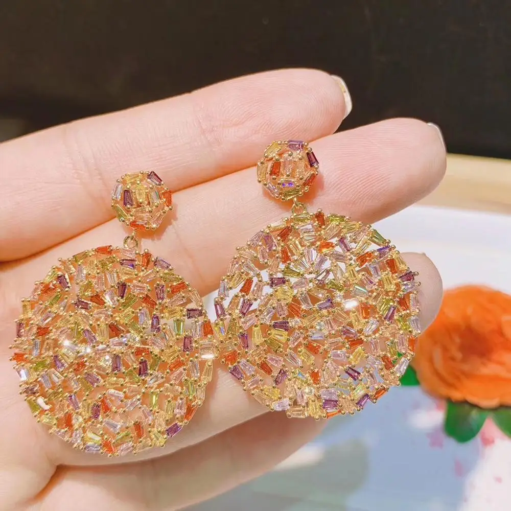 

Accking luxury CIRCLE Earrings MULTICOLOR For Women Accessories Full Cubic Zirconia Earrings Jewelry pendientes mujer moda