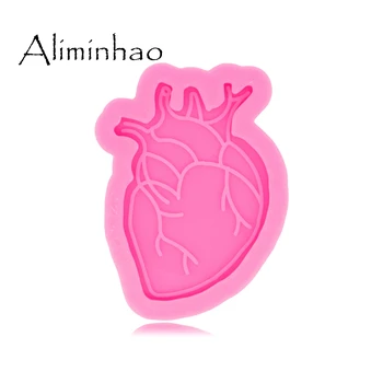 

DY0528 Shiny Glossy 158in Heart shape badge reel UV Resin Liquid Silicone Mold Craft Moulds For DIY Charms Making Jewelry