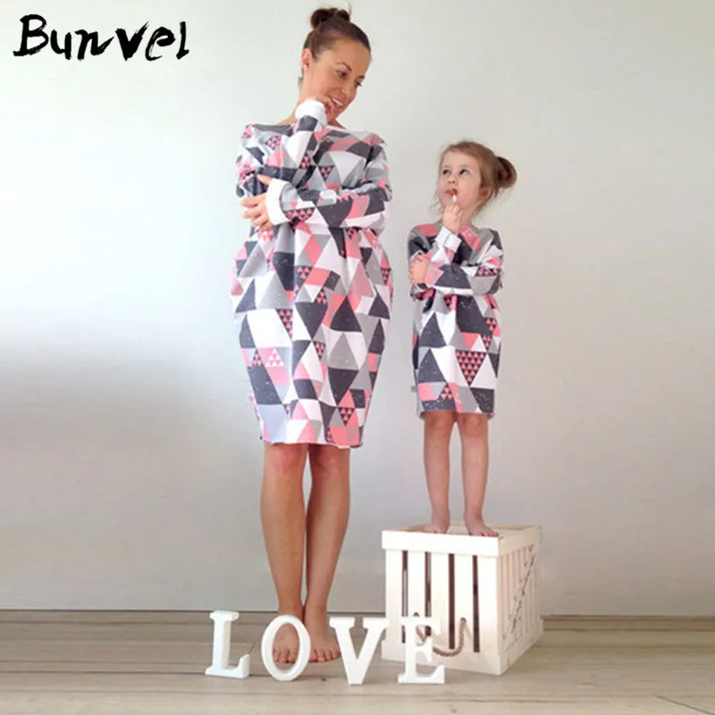 

bunvel Winter Autumn Mommy and Me Clothes Geometric Print Mother Daughter Dresses Long Sleeve Family Matching Clothes Dress F