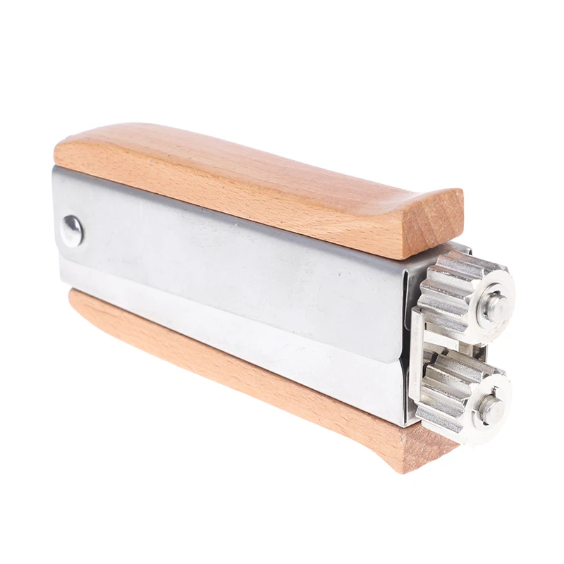 Устройство для пчеловодства натяжитель проводов рамка инструмент улей