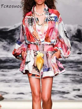 

Catwalk fashion graffiti print pleated zou single-breasted waist waist dress ladies autumn new personality puff skirt