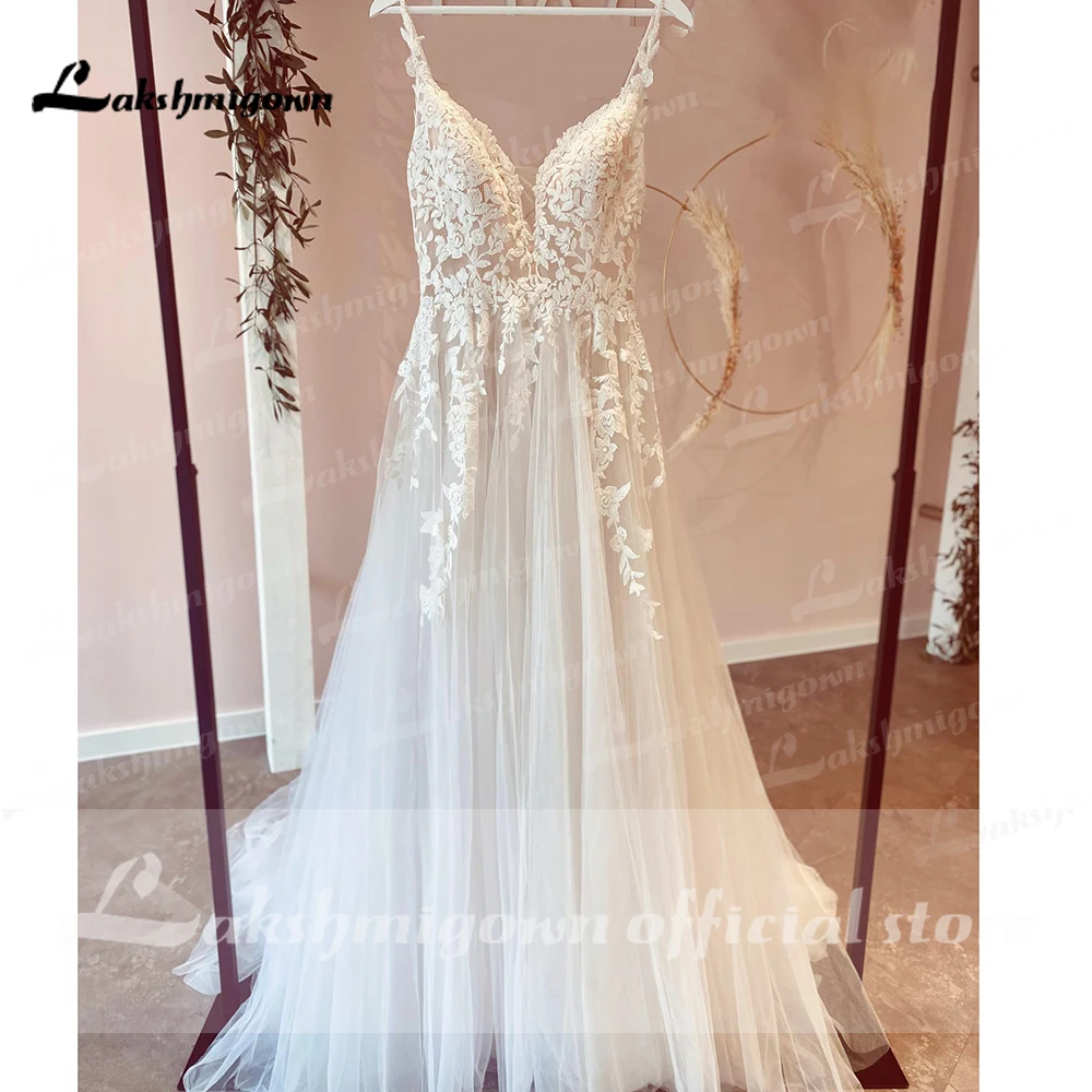 Modest Beach Soft Tulle Wedding Dresses 2022 Lace Appliques A-Line V Neck Sweep Train Bridal Gown robe de soirée de mariage grace kelly wedding dress