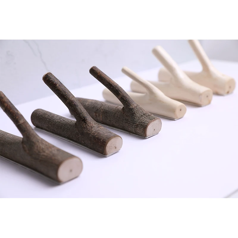 

2pcs Creative log tree fork hook Strong adhesive no holes Solid wood coat hook behind the door