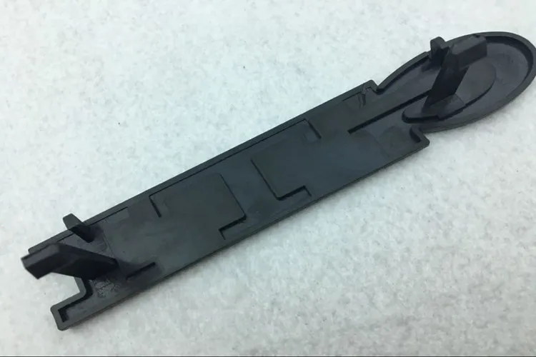 1X Новая 3D ABS черная красная Автомобильная наклейка для передней решетки