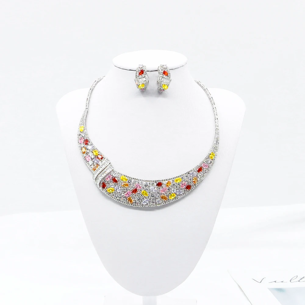 

Indian Hollow Jewelry Set Necklace Earrings Fashion Set High Quality Crystal Stitching Color Marriage Bridal Wedding Anniversary