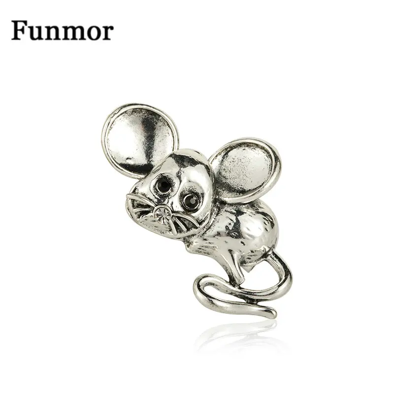 

Funmor Carton Mouse Brooches Alloy Jewelry Enamel Pin For Women Children Holiday Decoration Accessories Collar Bag Ornaments