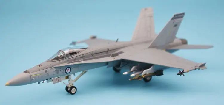 Хобби мастер F/A-18A Hornet A21-27 75 Sqn RAAF 1/72 литье под давлением модель самолета
