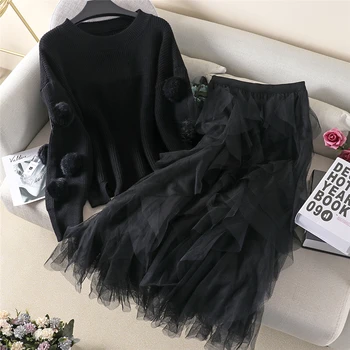 

Autumn Winter Hair Ball Sweet Pure Color Sweater + Mesh Cake Skirt Skirt Two-piece