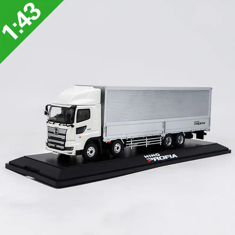 diecast truck towing